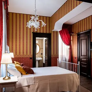  Maison d'hôtes Palazzo Chiara